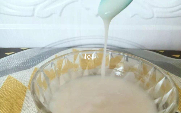 宝宝六个月辅食吃米粉